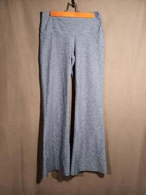 Athletic Works ButterCore Women’s Blue Flare Leggings Large Moisture Wicking